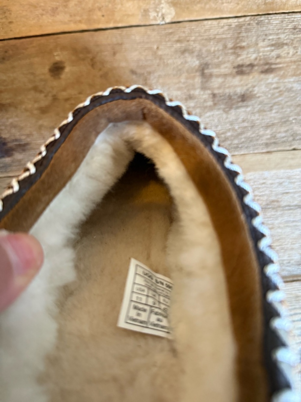 UGG | Women’s Tasman ll Sheepskin Slippers - Picture 3 of 4